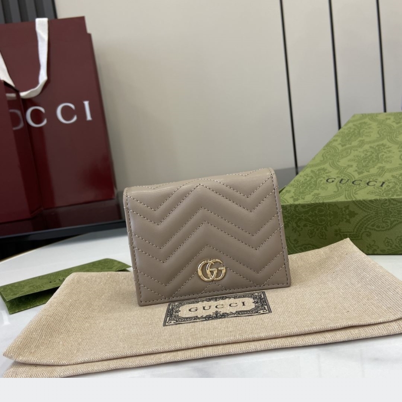 G*u*i wallets & purse